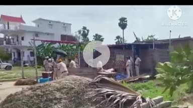 गोरौल: पीरापुर गांव: छात्रा हत्याकांड के फरार अभियुक्त के घर की कुर्की जब्ती