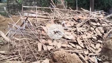 त्योंथर: बाढ़ में फंसी महिला ने प्रशासनिक कर्मचारी पर लगाए गंभीर आरोप, वीडियो आया सामने