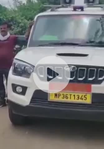 टीकमगढ़: पोखना तालाब के लिए नहर का काम शुरू, दो लोगों ने डाली रुकावट