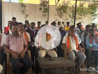 जगदलपुर: सांसद निवास में पीएम नरेंद्र मोदी के मन की बात का श्रवण सांसद महेश कश्यप ने जनप्रतिनिधियों व कार्यकर्ताओं के साथ किया