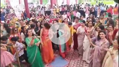 हनुमानगढ़: टाउन में पारंपरिक उत्साह से मनाया गया तीज महोत्सव, महिलाओं ने सांस्कृतिक रंग में झूलों और स्टॉल्स का आनंद लिया