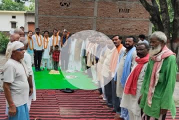 जनपद कुशीनग में #संगठन_सृजन_अभियान के तहत चल रहें ब्लाक कांग्रेस कमेटी खड्डा की संगठनात्मक बैठक में सम्मिलित रहा!
कार्यक्रम की अध्यक्षता ब्लॉक अध्यक्ष अनिरुद्ध गुप्ता जी, ने किया इस दौरान जिला उपाध्यक्ष अफताब आलम जी, उपस्थित रहे।