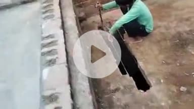 घाटमपुर: रेऊना में पुश्तैनी मकान पर बच्चों द्वारा कब्जा करने का आरोप, मकान गिराने का वीडियो सोशल मीडिया पर किया गया अपलोड