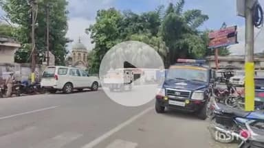 बलरामपुर: जिले के एमपीपी स्कूल, एमएलके कॉलेज व अन्य परीक्षा केंद्रों पर सहायक समीक्षा अधिकारी की परीक्षा में कड़ी सुरक्षा व्यवस्था