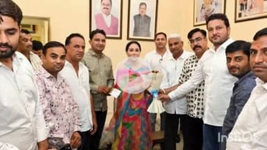 मेड़ता: मेड़ता सिटी में आयोजित होने वाले मीरा महोत्सव को लेकर उपमुख्यमंत्री दीया कुमारी को दिया गया निमंत्रण