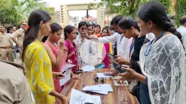 महाराजगंज: महराजगंज जनपद के 18 परीक्षा केंद्रों पर हो रही समीक्षा अधिकारी परीक्षा, प्रशासन पूरी तरह से अलर्ट