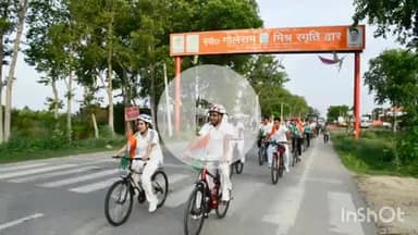 बलरामपुर: सशस्त्र सीमा बल नवी वाहिनी ने विजय दिवस पर निकाली भव्य साइकिल रैली