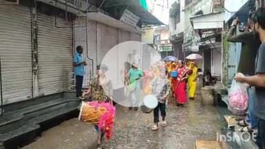 श्योपुर: पंडित घाट से महिलाओं ने निकाली कांवड़ यात्रा, केदारेश्वर महादेव का किया जलाभिषेक