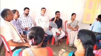 लोहरदगा: कांग्रेस कार्यालय राजेंद्र भवन में 9 अगस्त को विश्व आदिवासी दिवस समारोह की तैयारी को लेकर बैठक की गई, समिति गठित