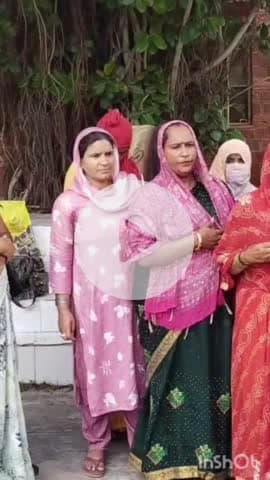 भरतपुर: नदबई इलाके की राजीवका में काम करने वाली महिला ने जिला कलेक्टर से की मुलाकात