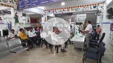 बक्सर: सदर अस्पताल में डॉक्टरों ने मांगों के लिए ओपीडी का किया बहिष्कार, मरीज़ परेशान