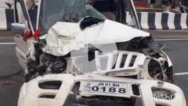 सिसई: महुआ डिपा बाईपास पर सड़क दुर्घटना, एक की मौत और दूसरा गंभीर रूप से घायल