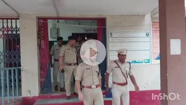 पुरैनी: एसपी ने पुरैनी थाना का किया औचक निरीक्षण, पुलिसकर्मियों को दिए दिशा-निर्देश