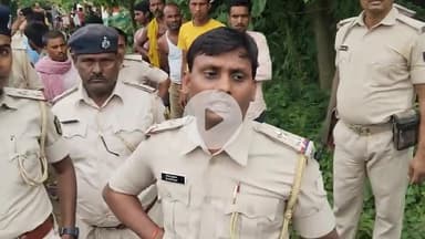 ये वीडियो शंकरपुर का है देखो भाई कितना अच्छा कम करते हैं co और दरोगा साहेब कोट का भी नहीं मानते है कागज का कोई मेनता नही