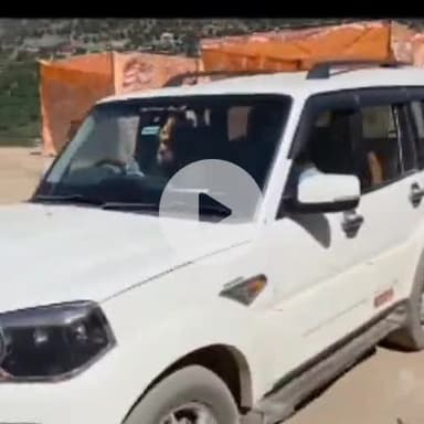 मोरंग: बीजेपी नेता सूरत नेगी ने ज़िले के मूरंग ग्राम पंचायत का दौरा किया, विभिन्न कार्यक्रमों में लिया भाग