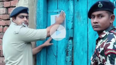 उदवंत नगर: हत्याकांड के फरार आरोपियों के घर उदवंतनगर पुलिस ने चिपकाया इश्तेहार