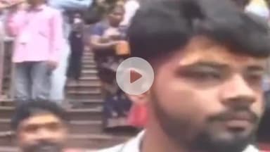 कांके: रांची के पहाड़ी मंदिर में सावन की तीसरी सोमवारी पर उमड़ी श्रद्धालुओं की भीड़, बोल बम से गूंजा मंदिर परिसर