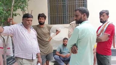 कोल: अलीगढ़-अतरौली रोड पर अज्ञात वाहन की टक्कर से बाइक सवार व्यक्ति की मौत, पुलिस ने शव का कराया पोस्टमार्टम