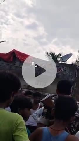 पूसा: पुसा इलाके के गांव में अंधे व्यक्ति ने किशोरी की मांग में सिंदूर डाला, वीडियो वायरल, थाने में मामला दर्ज