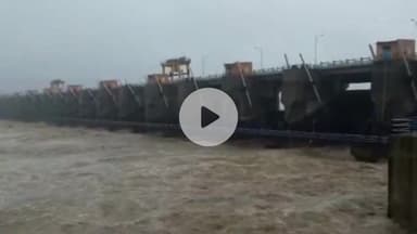 झालरापाटन: झालावाड़ कालीसिंध डेम में उफान, 6 गेट 30 मीटर तक खोले गए, प्रति सेकंड 1 लाख 7744 क्यूसेक पानी की निकासी