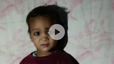 रामपुर: चमरौआ गांव में तालाब के पास एक गड्ढे में ढाई साल के बच्चे का शव मिला, पुलिस ने शव कब्जे में लेकर PM के लिए भेजा