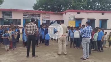 स्लीमनाबाद: थाना स्लीमनाबाद पुलिस ने ग्राम पड़वार के शासकीय स्कूल में चलाया नशा मुक्ति अभियान, नशे से दूरी ज़रूरी