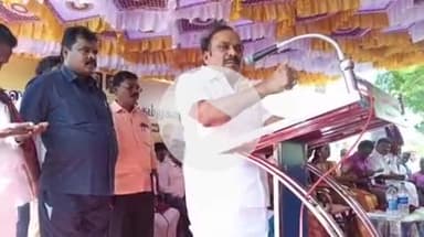 திட்டக்குடி: திட்டக்குடியில் மகளிர் சுய உதவி குழுக்களுக்கு கடன் உதவிக்கான காசோலையை அமைச்சர் சி.வெ.கணேசன் வழங்கினார்