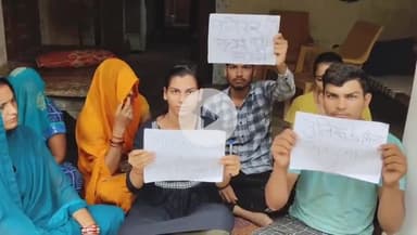 जौनपुर: कपुरपुर गांव में पुलिस पर घर में घुसकर तोड़फोड़ और अभद्रता का आरोप लगाया गया