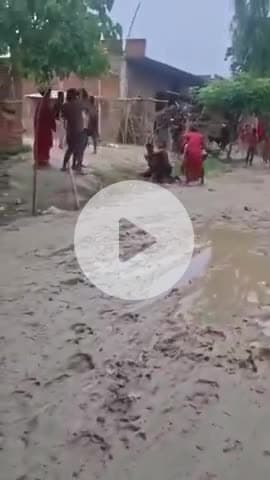 किस बात की लडाई सब यही रह जाएगा जमीन ज्यादाद। @आजमगढ़
What is the fight about, everything will remain here, land and property. #Azamgarh"