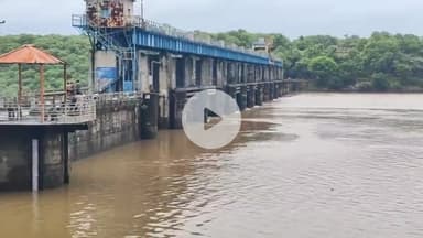 अकलेरा: लगातार बारिश के चलते अकलेरा के समीप छापी डैम में आया उफान, 5 गेट 10 मीटर तक खोलकर की जा रही है पानी की निकासी