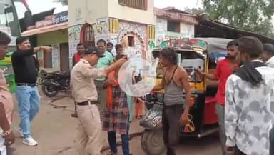 टीकमगढ़: टीकमगढ़: नए बस स्टैंड पर पति-पत्नी का ड्रामा, कोतवाली पुलिस ने शांत कराया मामला