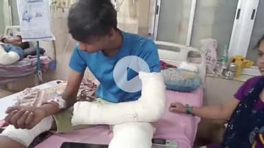 लाडपुरा: कोटा में सड़क हादसे में ट्रक की टक्कर से ई-रिक्शा चालक गंभीर रूप से घायल, एमबीएस में भर्ती, पुलिस मामले की जांच में जुटी