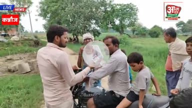 छिबरामऊ : कल्याणपुर गांव में जल भराव सड़क नाली को लेकर ग्रामीणों ने जताई नाराजगी दलित बस्ती की वजह से नहीं हो रहा विकास