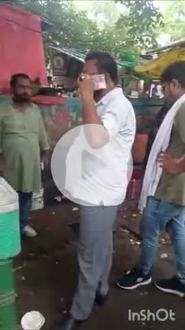 बहराइच: कलेक्ट्रेट रोड के पास नगर पालिका प्रशासन ने हटाया अवैध अतिक्रमण