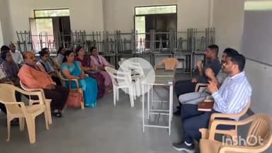 भीलवाड़ा: से.मु. मा. राजकीय कन्या विद्यालय में चल रहे बीएलओ व पर्यवेक्षक प्रशिक्षण का जिला निर्वाचन अधिकारी ने किया औचक निरीक्षण