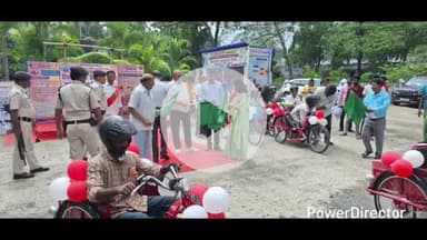 कहरा: समाहरणालय में संबल योजना के तहत 26 दिव्यांगों को बैटरी चालित ट्राइसाइकिल वितरित, डीएम सहित अन्य अधिकारी मौजूद रहे