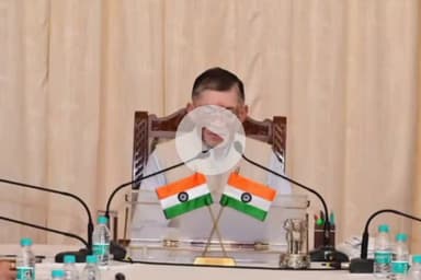 कांके: राजभवन में राज्यपाल ने रेड क्रॉस की कार्यप्रणाली को जन-कल्याणकारी बनाने हेतु दिए दिशा-निर्देश