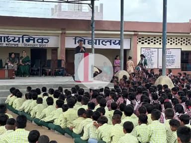 बद्दी: नशा और साइबर अपराध पर अतिरिक्त पुलिस अधीक्षक बद्दी ने झाड़माजरी के विद्यार्थियों को जानकारी दी