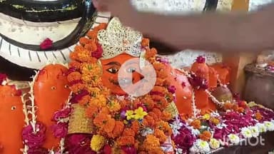 धरमपुरी: गुड बाजार में नागपंचमी के दूसरे दिन हुआ भंडारा, बारिश के बीच हजारों श्रद्धालुओं ने की प्रसादी ग्रहण