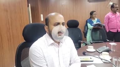 कोडरमा: उपायुक्त ने समाहरणालय में प्रेस वार्ता कर गिनाईं जिला प्रशासन की एक महीने की उपलब्धियां