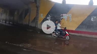 लाडपुरा: शहरी क्षेत्र में बारिश के चलते जल जमाव, जर्जर सड़कों, गंदे पानी व बिजली कटौती से नागरिक परेशान