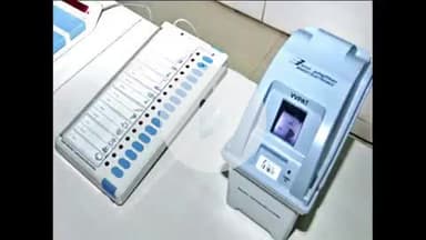 सुपौल: बिहार विधान सभा निर्वाचन 2025 के लिए जागरूकता रथ रवाना, मतदाताओं को EVM-VVPAT की दी जाएगी जानकारी