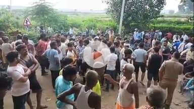 गुरसहायगंज : गुरसहायगंज के जलालाबाद क्षेत्र में बीती रात चोरों पशु चोरी की ग्रामीणों ने एक चोर को पकड़ लिया