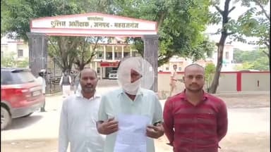 महाराजगंज: कोल्हुई में किराया एग्रीमेंट के पेपर बताकर बैनामा कराने और मारपीट की शिकायत लेकर पीड़ित SP कार्यालय पहुंचा