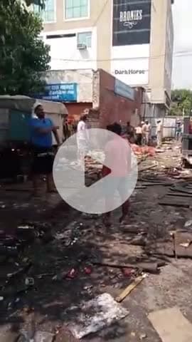 अम्बाला: बस अड्डा अंबाला छावनी के बाहर नगर परिषद ने अवैध अतिक्रमण पर की कार्रवाई