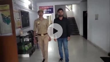 अमरोहा: रजबपुर थाना पुलिस ने मारपीट के मामले में फरार वारंटी को किया गिरफ्तार