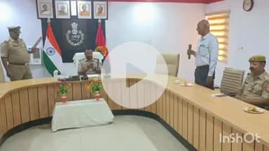 बलरामपुर: रिजर्व पुलिस लाइन में सेवानिवृत्त कर्मी को दी गई विदाई