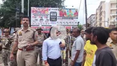 कोल: नगर निगम और प्रशासन की संयुक्त टीम ने दोदपुर में चलाया अतिक्रमण हटाओ अभियान, दर्जनभर दुकानदारों के काटे चालान