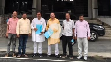 कोडरमा: झुमरी तिलैया: हरली में घर तोड़ने के मामले में भाजपा नेताओं ने डीसी से मुलाकात की