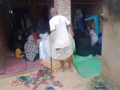 लंभुआ: चांदा थाना क्षेत्र के सोनावा गांव में फर्राटा पंखे का प्लग लगाते समय महिला को लगा करंट, हुई मौत